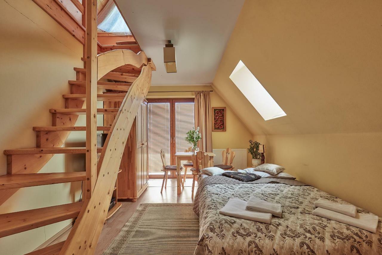 Apartament 1010 M Зомб Экстерьер фото